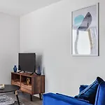 Stunning Apartment In Birmingham City Centre