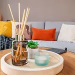 The Brays House For Families, Contractors And Professionals, Birmingham