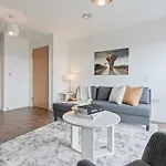 Luxury Birmingham City Centre Apartment