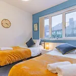 Two Bedroom Modern House In Birmingham