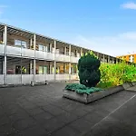 City Centre - Chinatown - Apartment - Balcony - Secure Parking - Fast Wifi - 39A