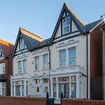 Birmingham Guest House 13