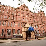 Rowton Hotel