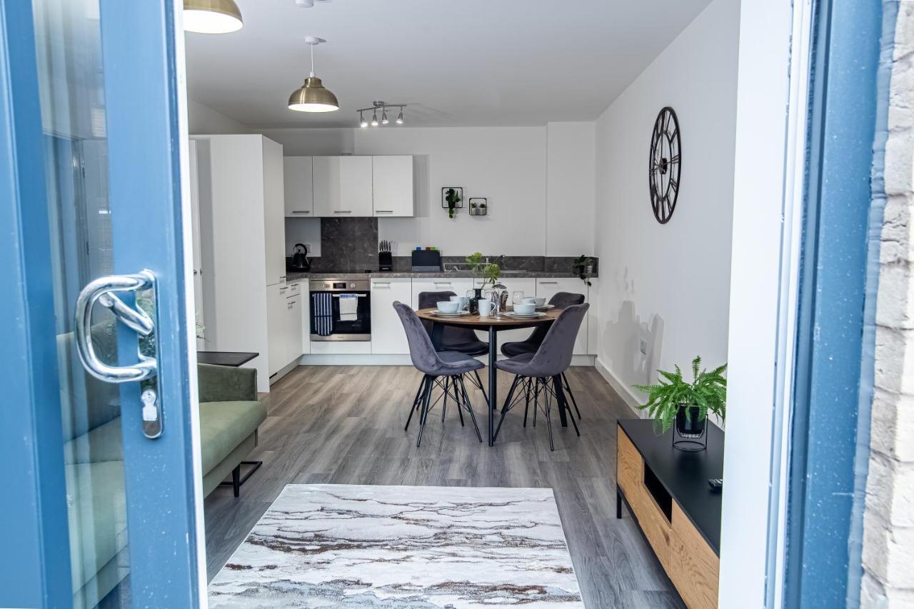 Apartment Smith House 1&2 Bed Apts Near Brindley Place, Canals, Bhm Arena, Broad St, Free Parking By Opulent Birmingham