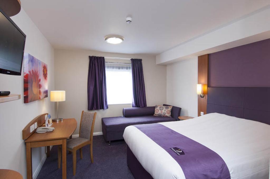 Hotel Premier - Aston