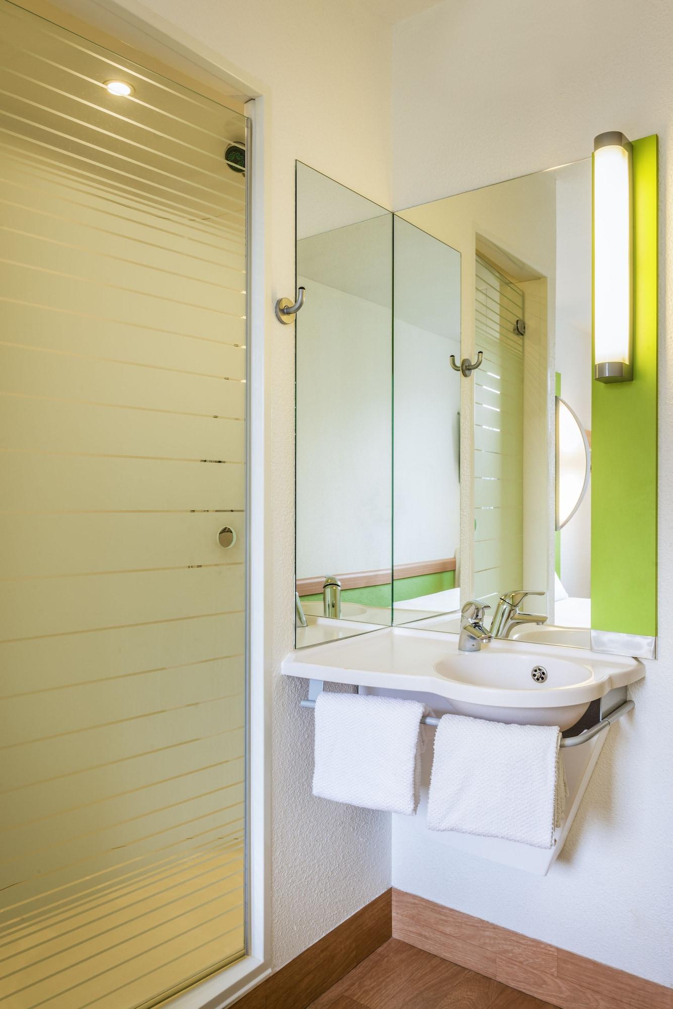 Ibis Budget Centre Hotel 2*