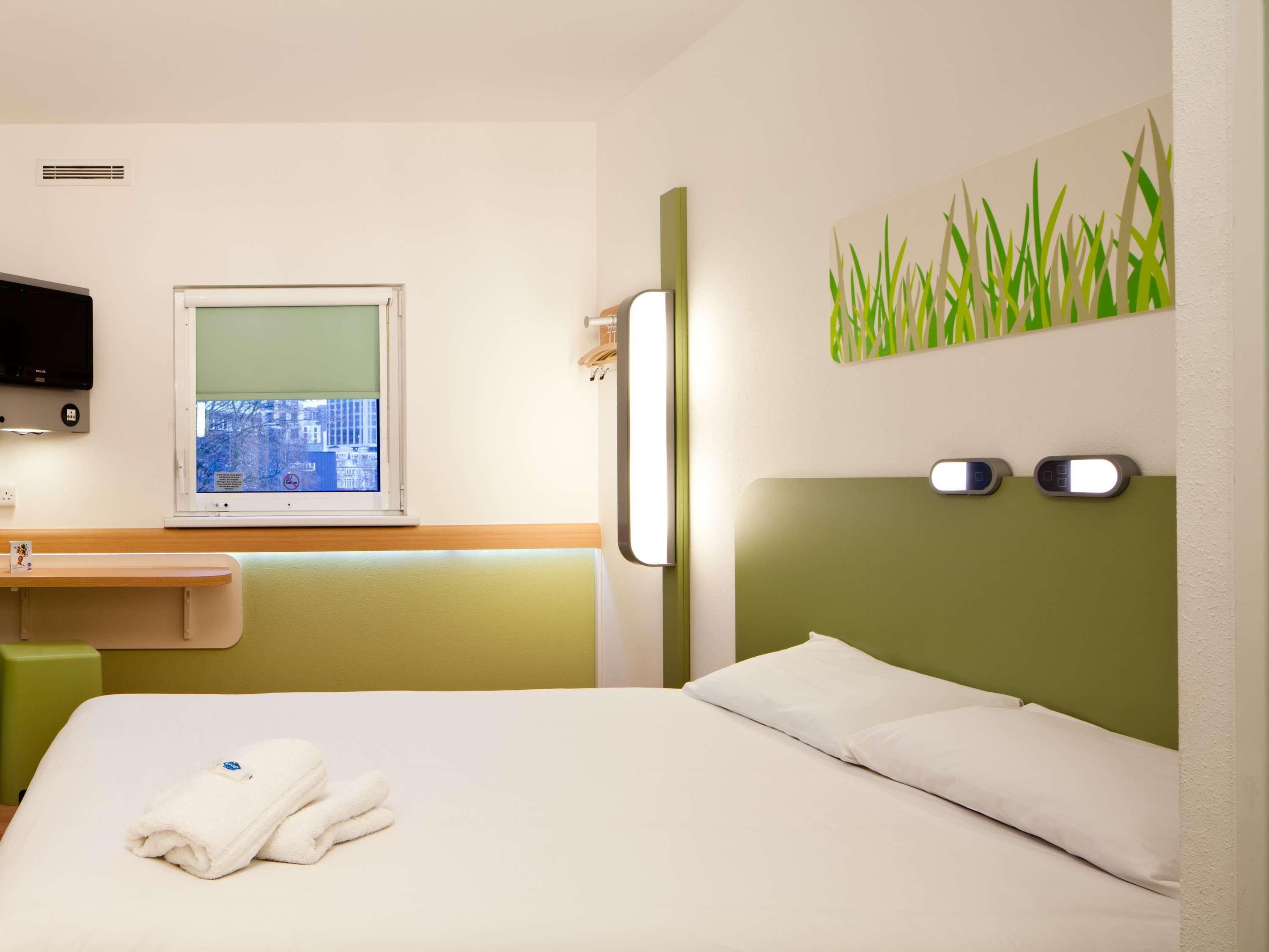 Ibis Budget Centre Hotel 2*