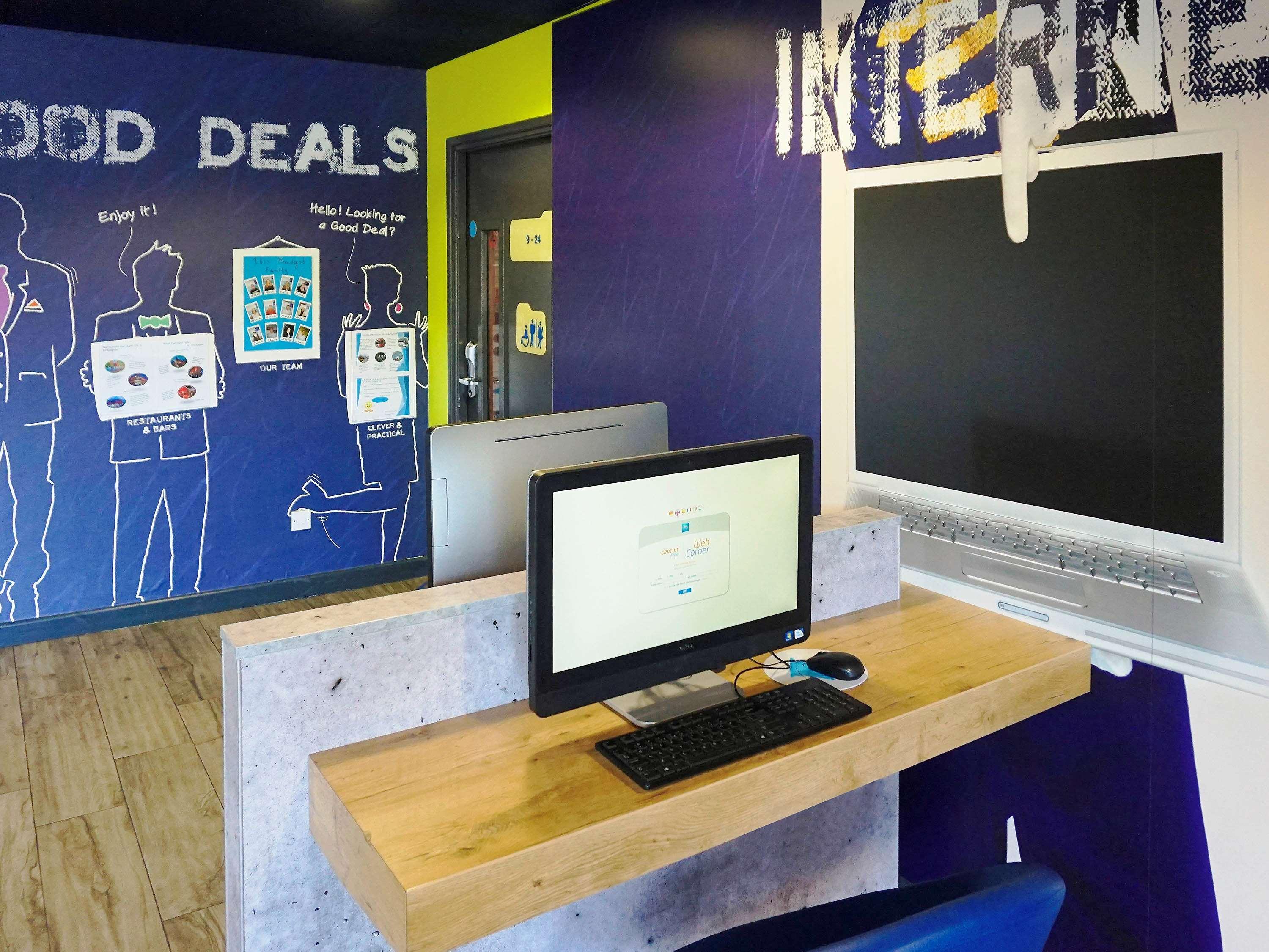 Ibis Budget Centre 2*