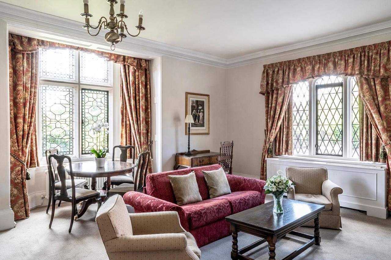 New Hall & Spa, 4*