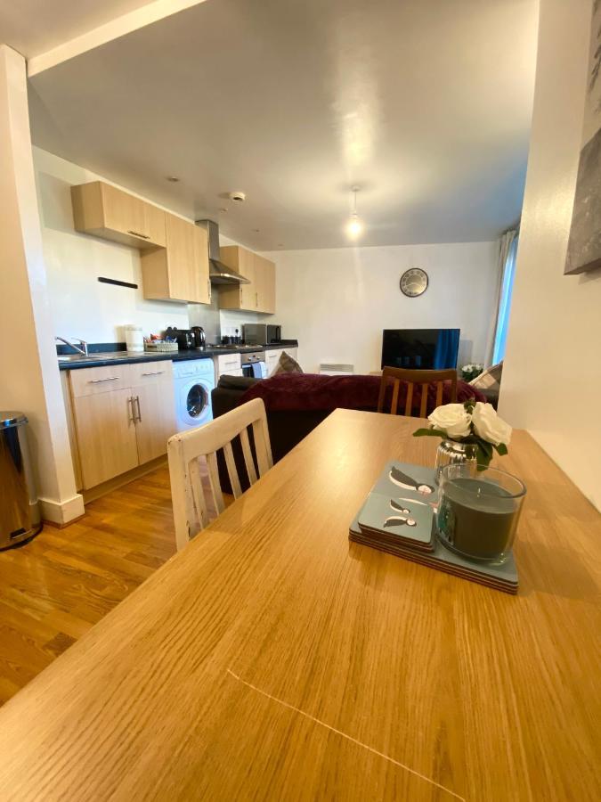 Apartment Swanky With Free Wifi