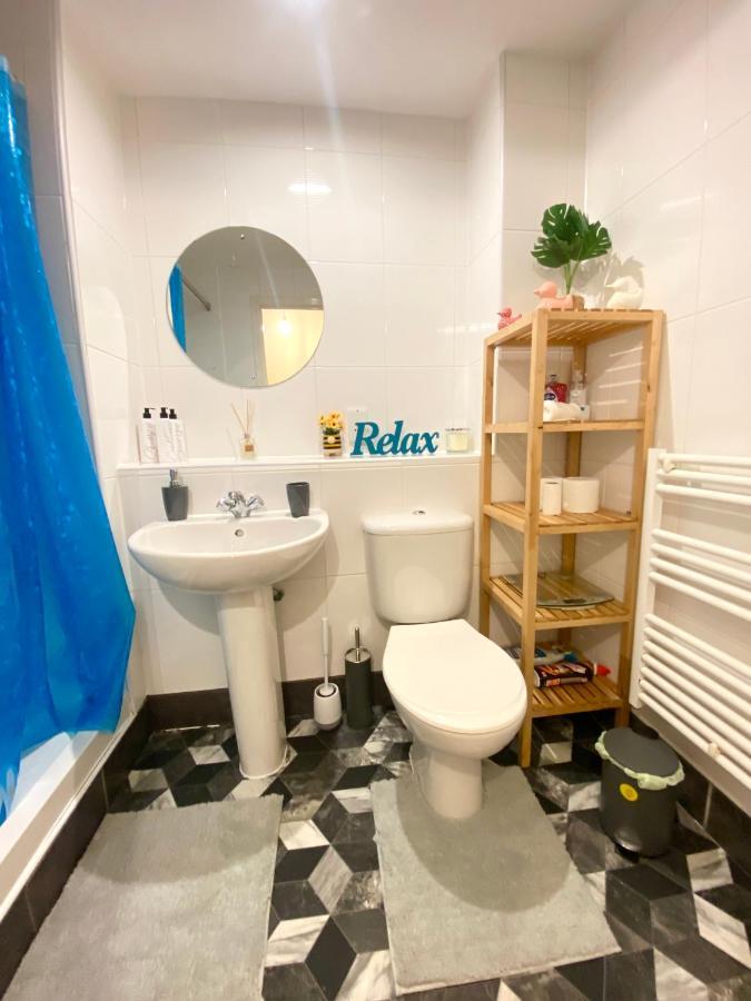 Apartment Swanky With Free Wifi