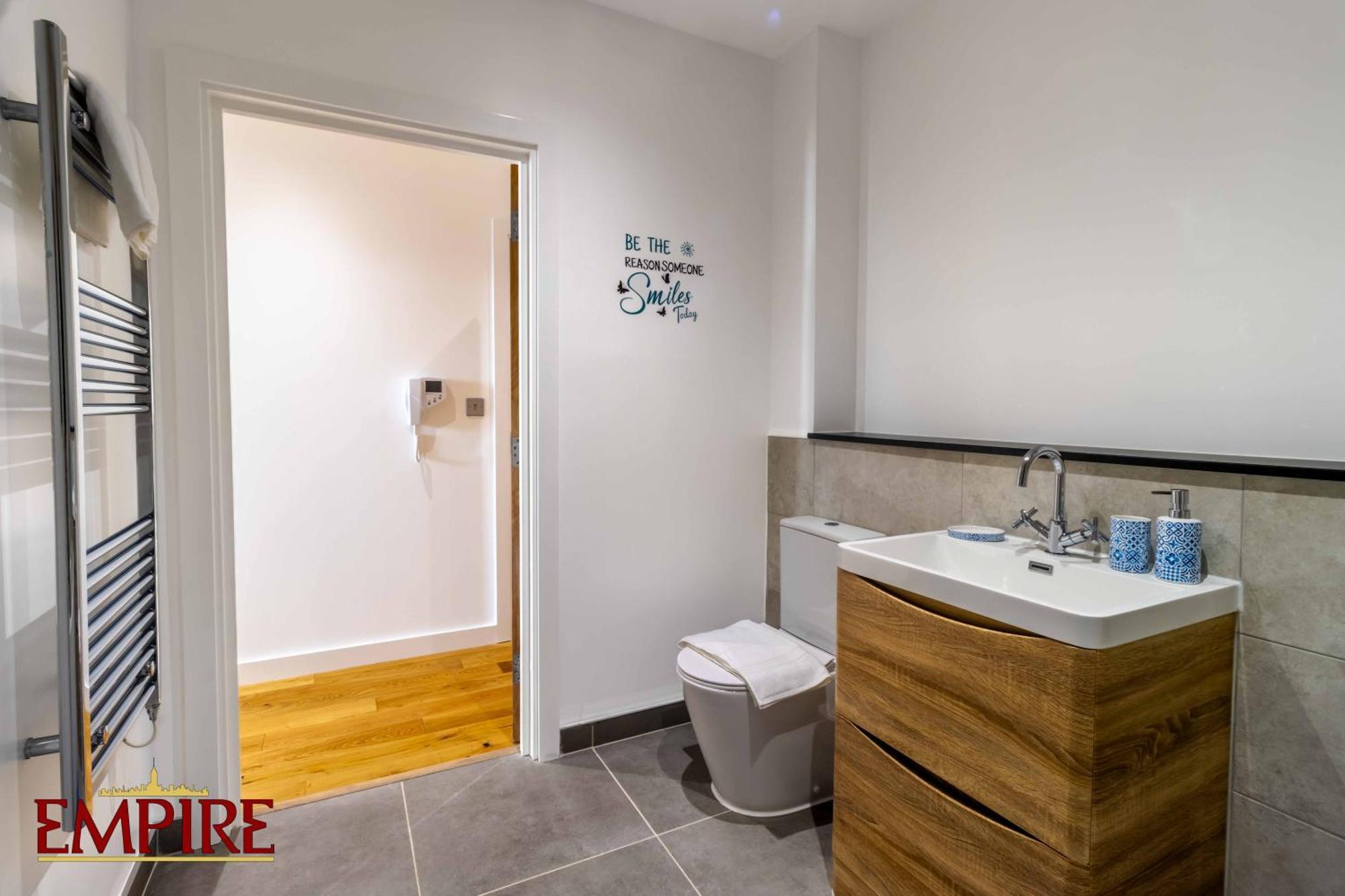 Stunning One Bedroom Duplex In Heart Of Jewellery Quarter Apartment *