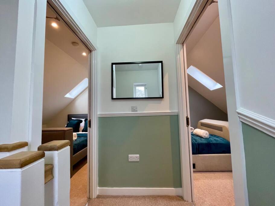 Holiday home Big Modern House - 15min To Nec - Sleeps 10 *
