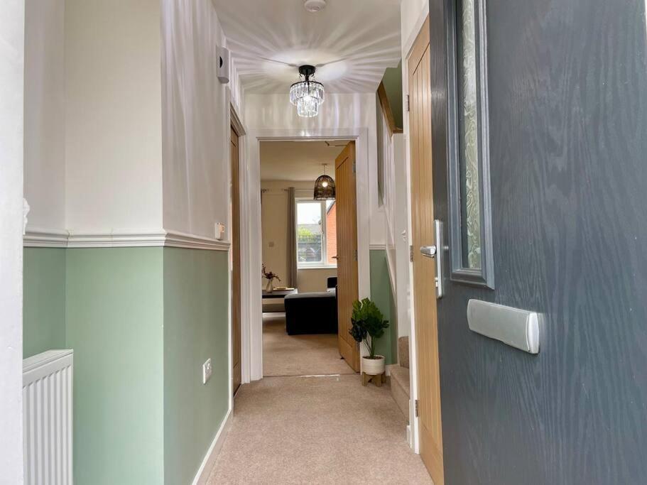 Holiday home Big Modern House - 15min To Nec - Sleeps 10