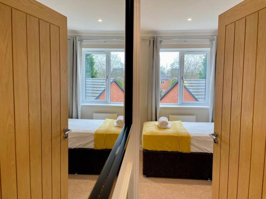 Holiday home Big Modern House - 15min To Nec - Sleeps 10 Birmingham