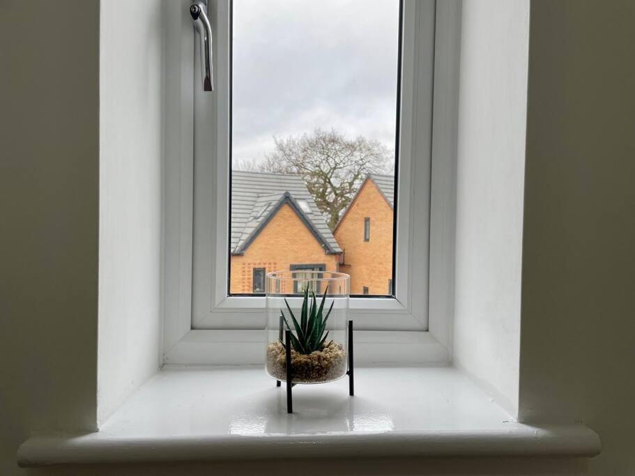 Holiday home Big Modern House - 15min To Nec - Sleeps 10 *
