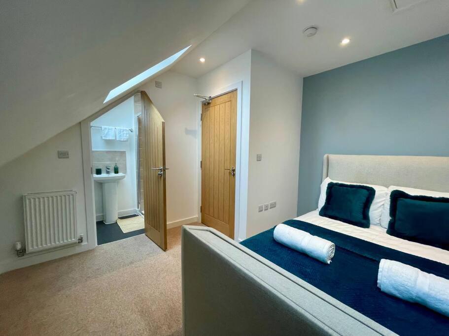 Big Modern House - 15min To Nec - Sleeps 10 Birmingham