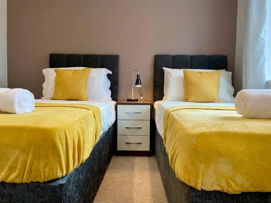 Holiday home Big Modern House - 15min To Nec - Sleeps 10