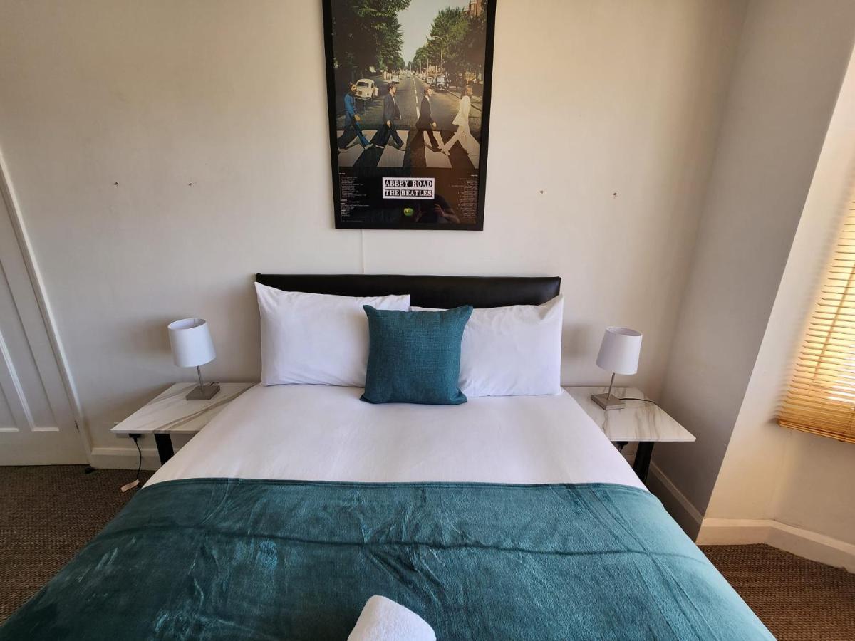 Solihull Shared House Guest house *