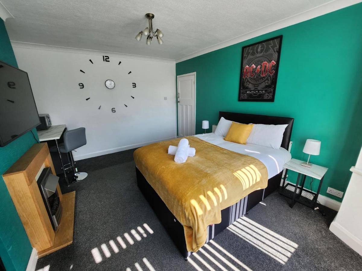 Solihull Shared House *