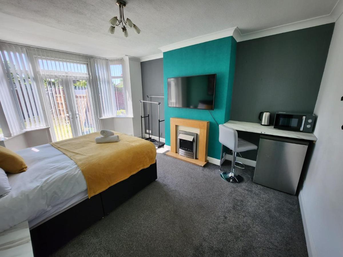Solihull Shared House * Acocks Green