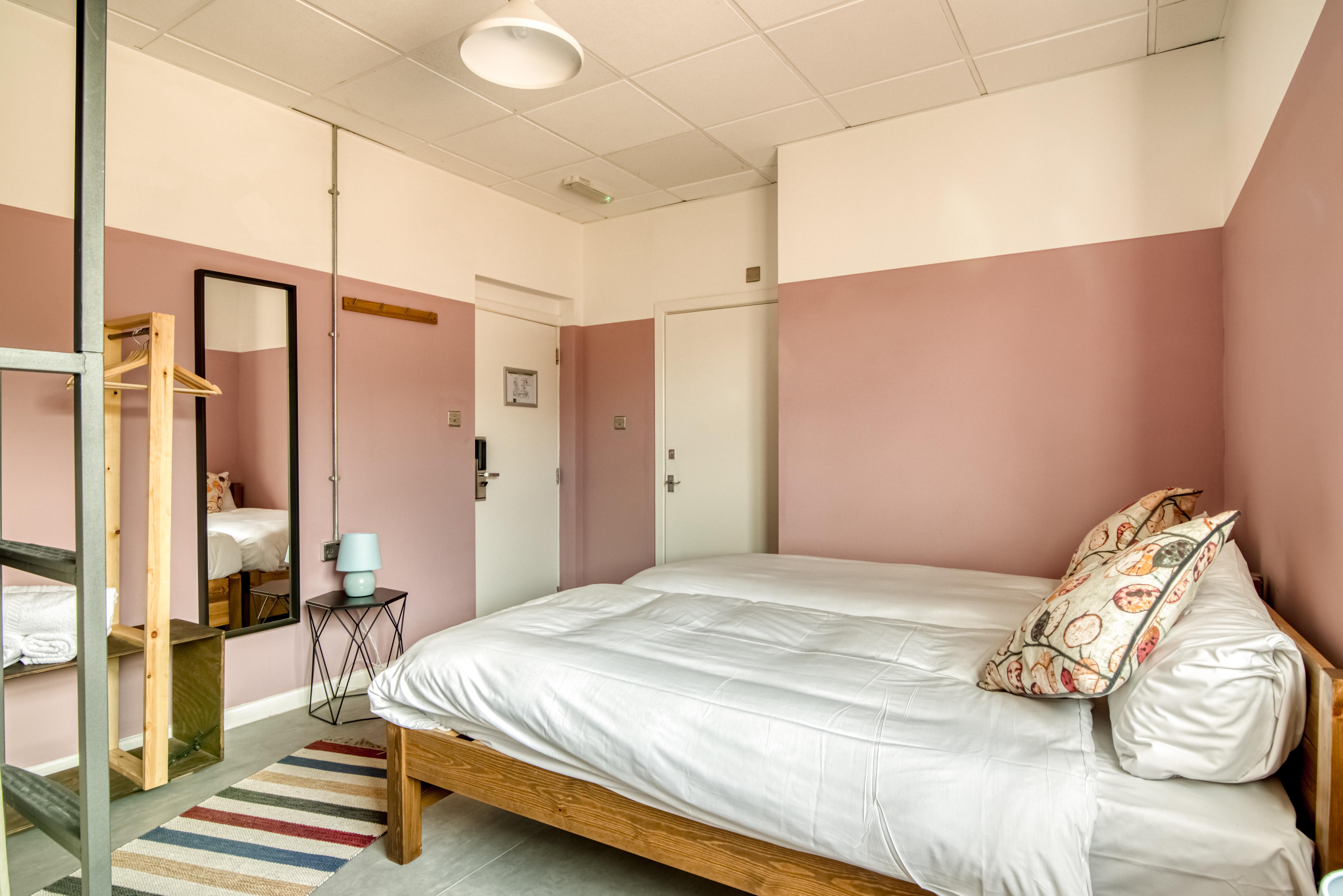 Ph Hostel *