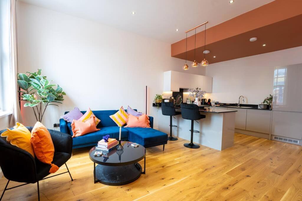 Dusk House - B'ham Jq Townhouse *