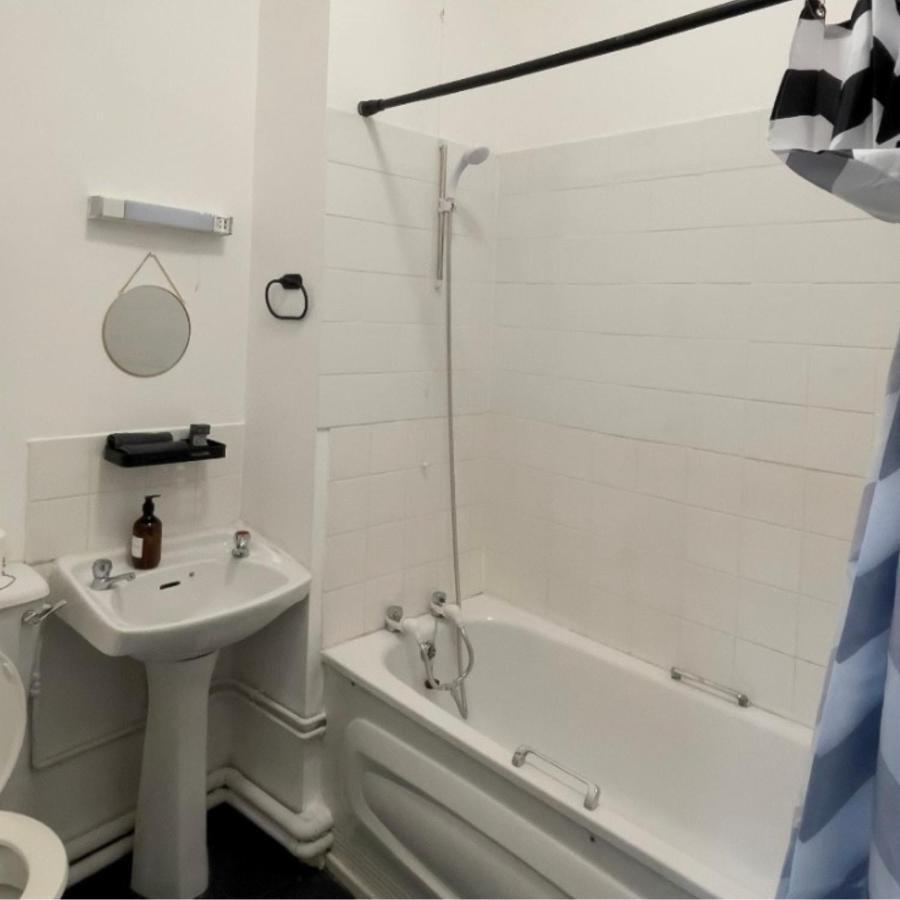 O2 1 Bedroom-entire Apartment, 38b, Wi-fi, Netflix Apartment Birmingham