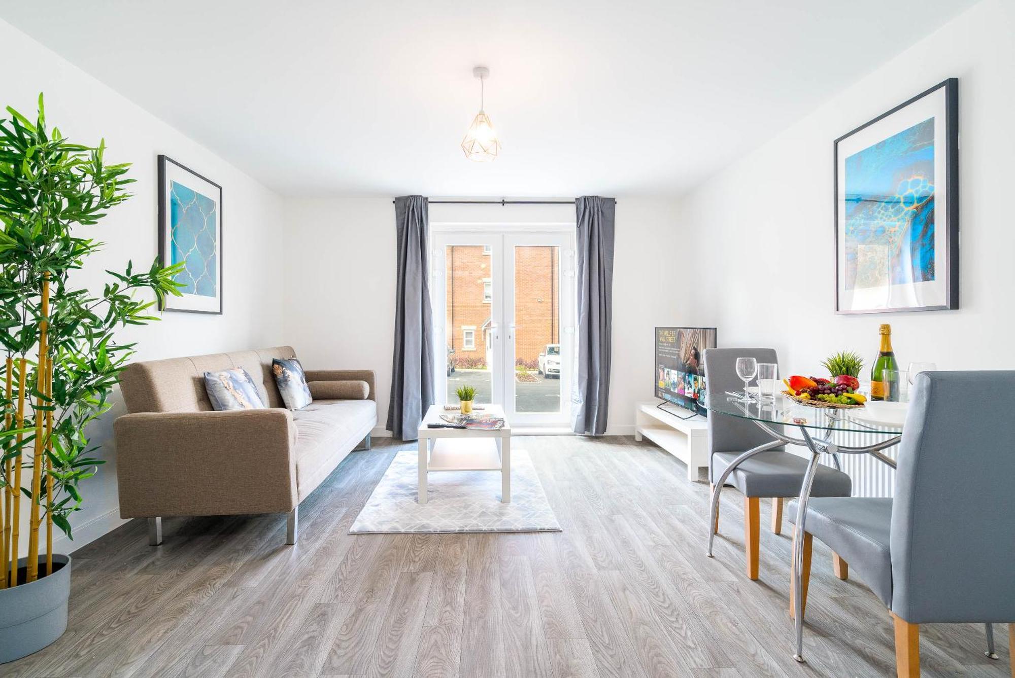 Luxury - Twin Beds - Selly Oak - Off-street Parking - Free Netflix & Wifi - Rated 9cc *