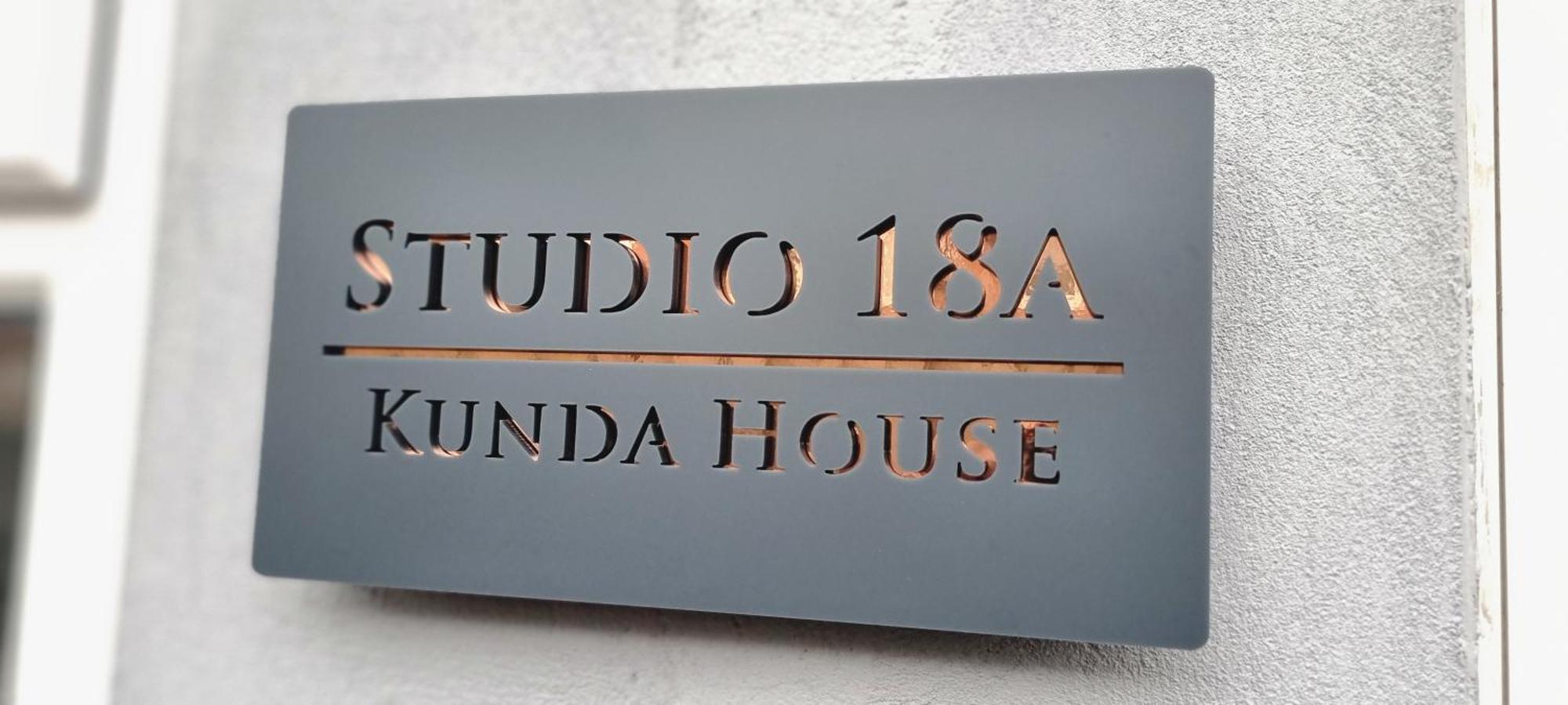 Kunda House In Tyseley Apartment *