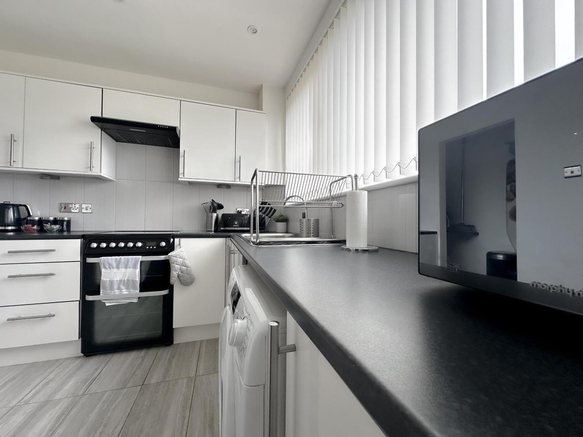 Apartment Contemporary And Cosy Apartment- Free Parking & Wi-fi Birmingham