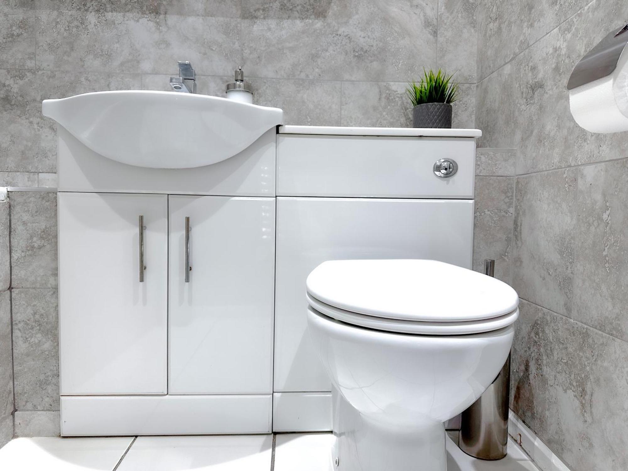 Contemporary And Cosy Apartment- Free Parking & Wi-fi Apartment Birmingham