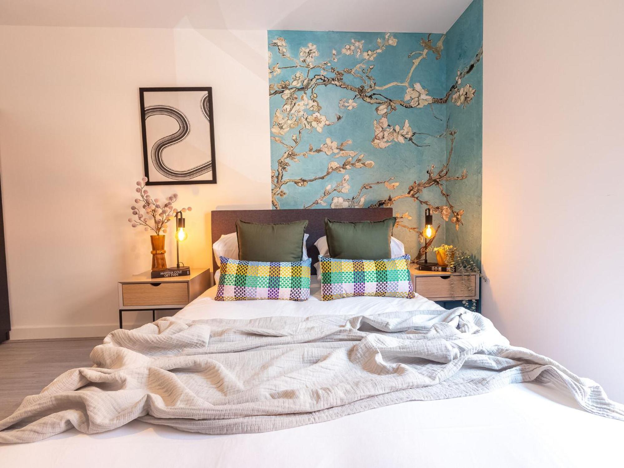 Apartment Pristine 1 And 2 Bedroom Near Business District By Belvilla