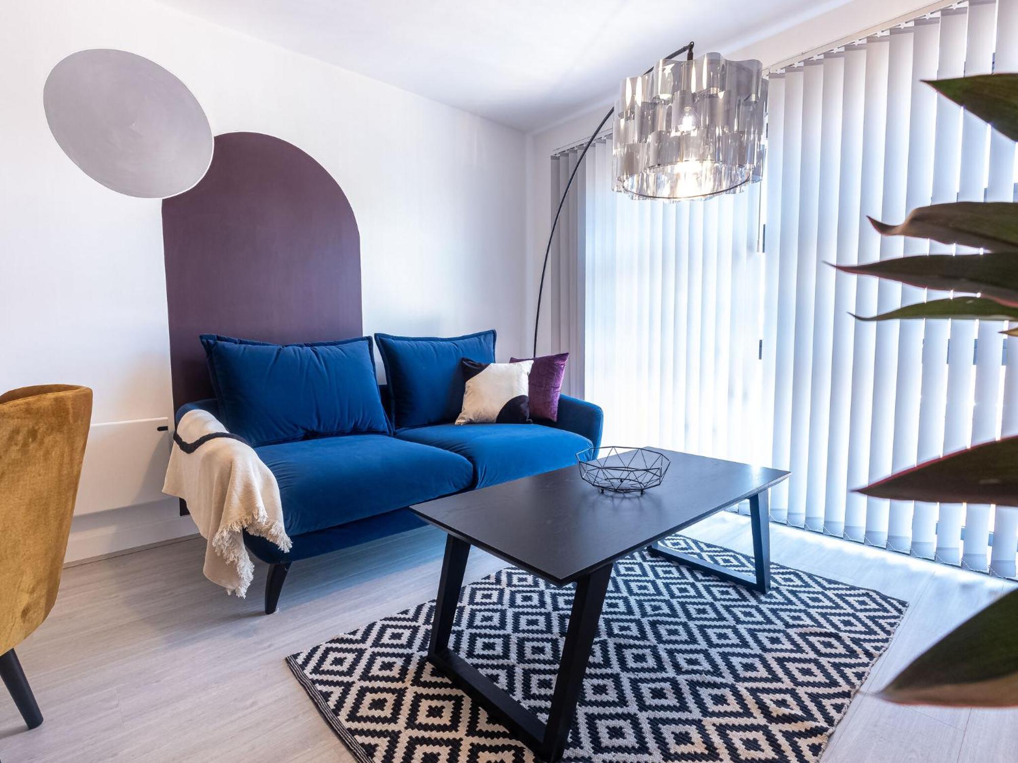 Apartment Pristine 1 And 2 Bedroom Near Business District By Belvilla