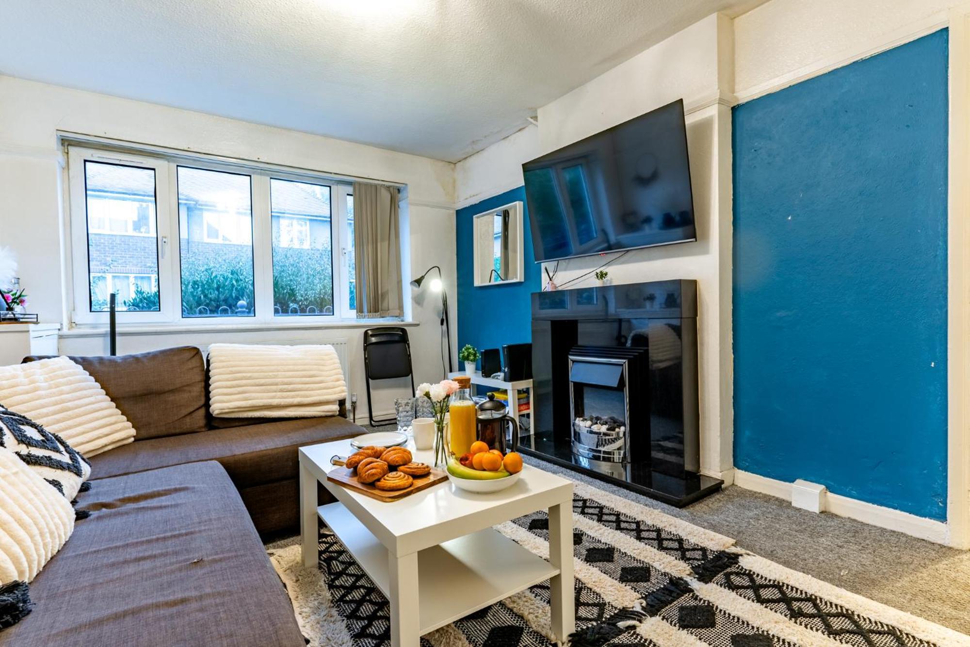 Two Bedroom Modern House In Holiday home *