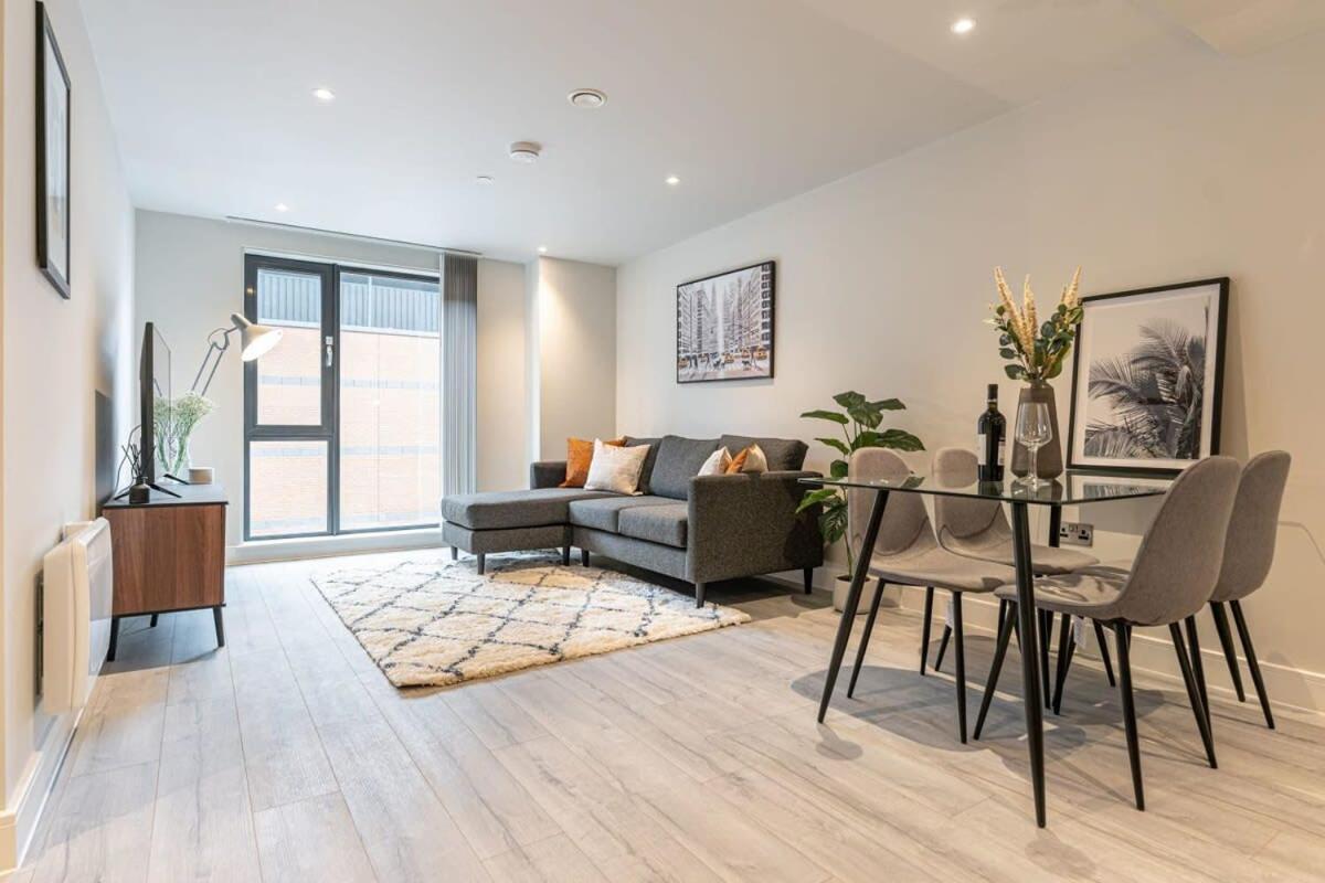St Martin's Place 2 Bed Luxury Bham Birmingham