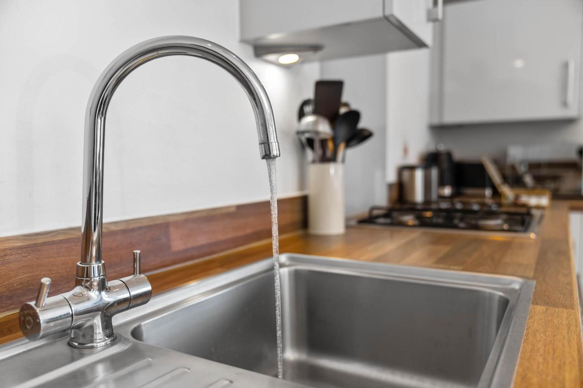 Luxury 2 Bed 2 Bath- City Centre - Netflix - Wifi - On-street Parking Birmingham