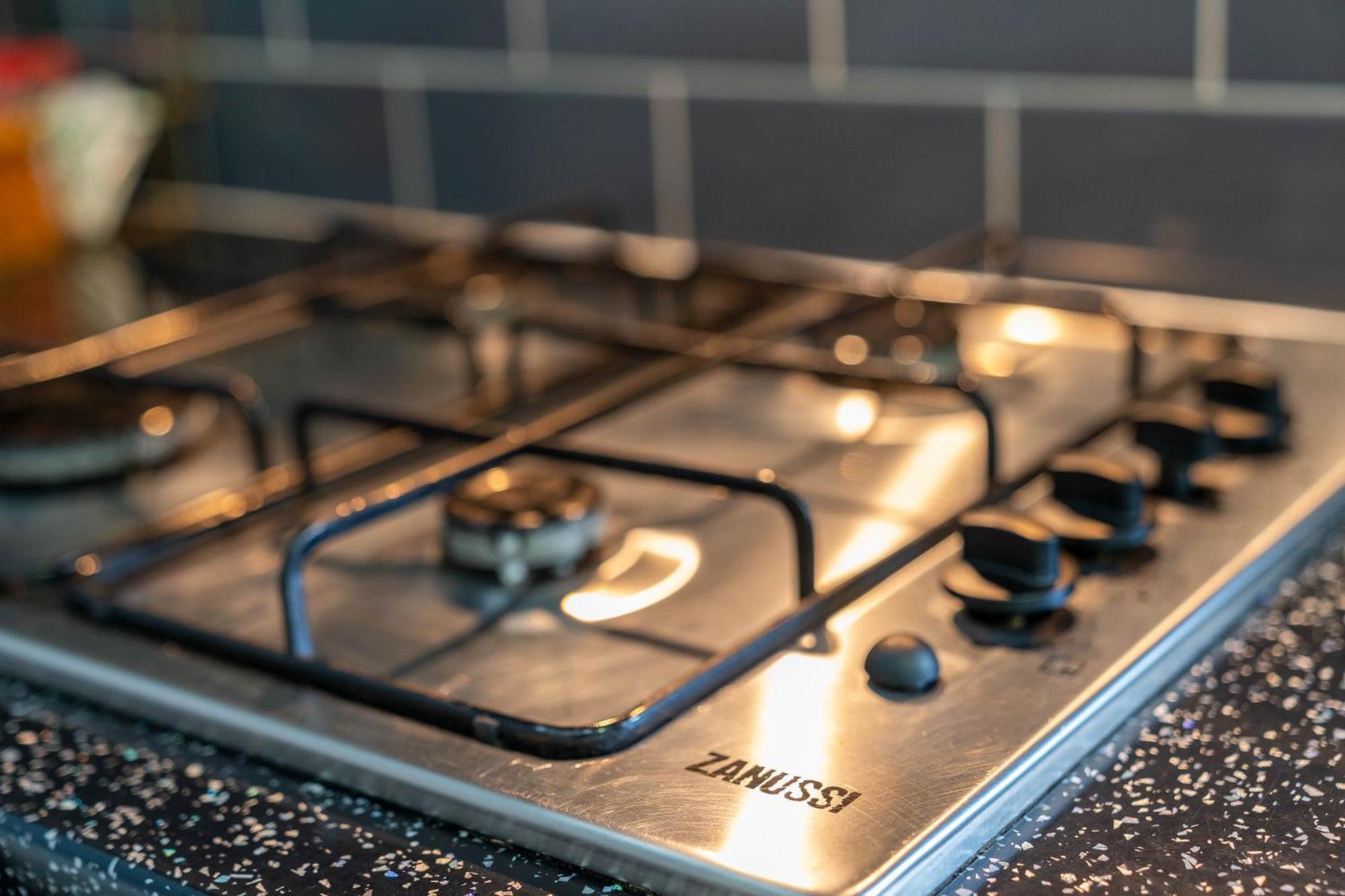 Holiday home Five Bedroom Townhouse - Near Centre - Edgbaston - On Street Parking - Wifi - Netflix - 974p Birmingham