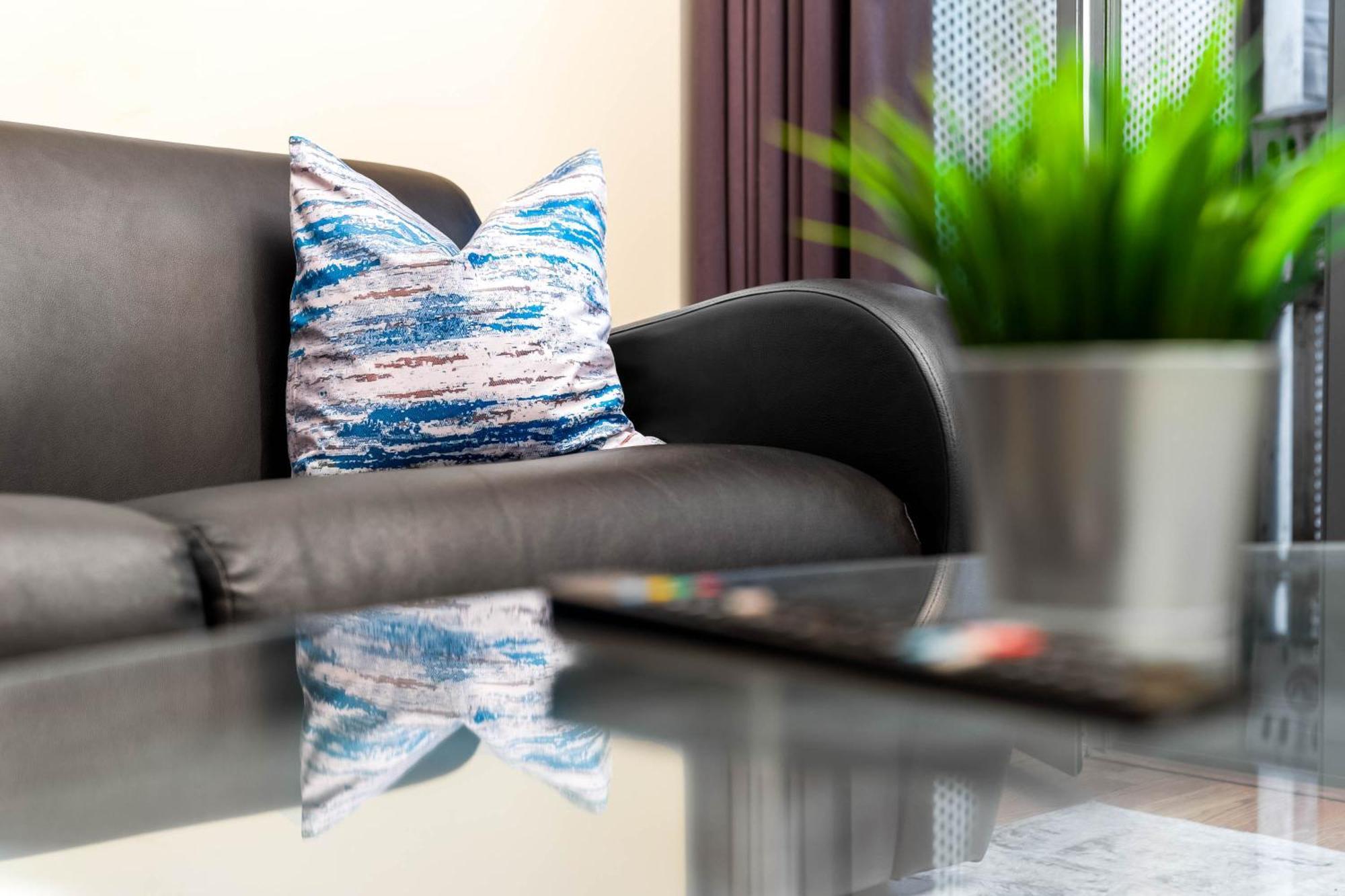 Centre - Chinatown - - Balcony - Secure Parking - Fast Wifi - 39a