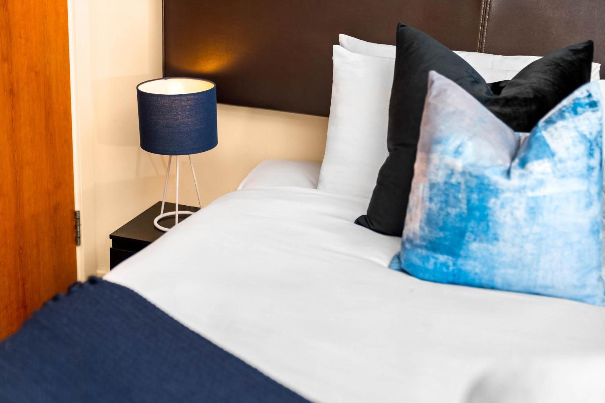 Centre - Chinatown - - Balcony - Secure Parking - Fast Wifi - 39a Apartment