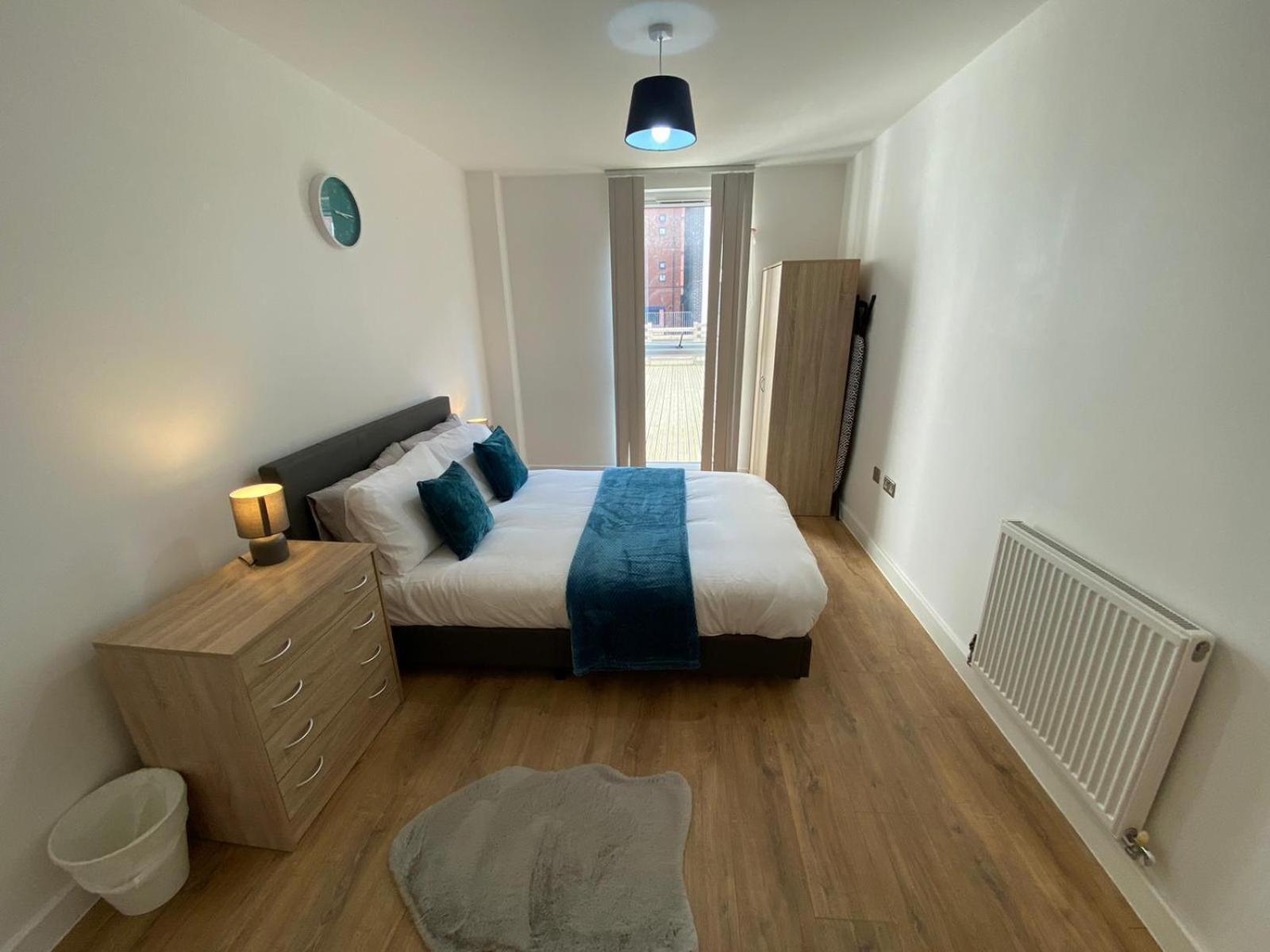Apartment Deluxe - Fast Wifi- Utilitia Arena - Icc - Sea Life Centre *