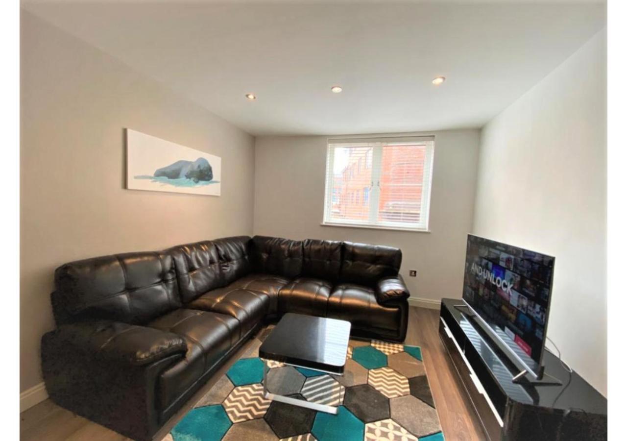 24-7 Secured City Centre Apartments With Free Underground Parking And Wifi Apartment Birmingham