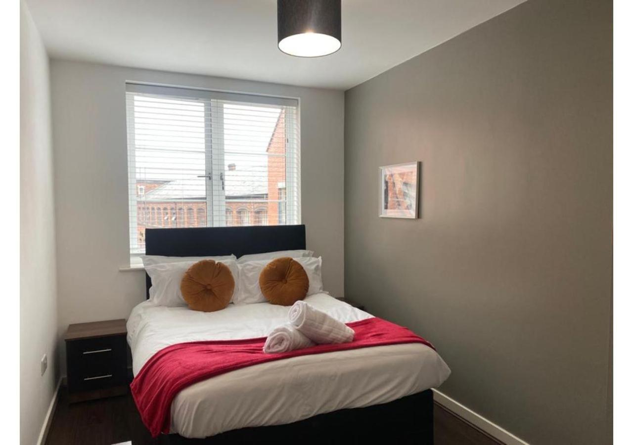 24-7 Secured City Centre Apartments With Free Underground Parking And Wifi Apartment *