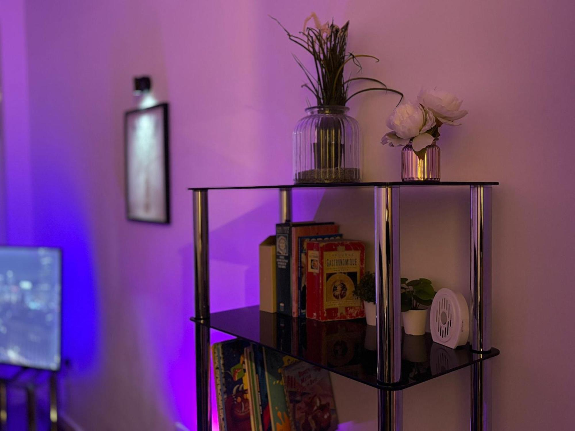 24-7 Secured City Centre Apartments With Free Underground Parking And Wifi