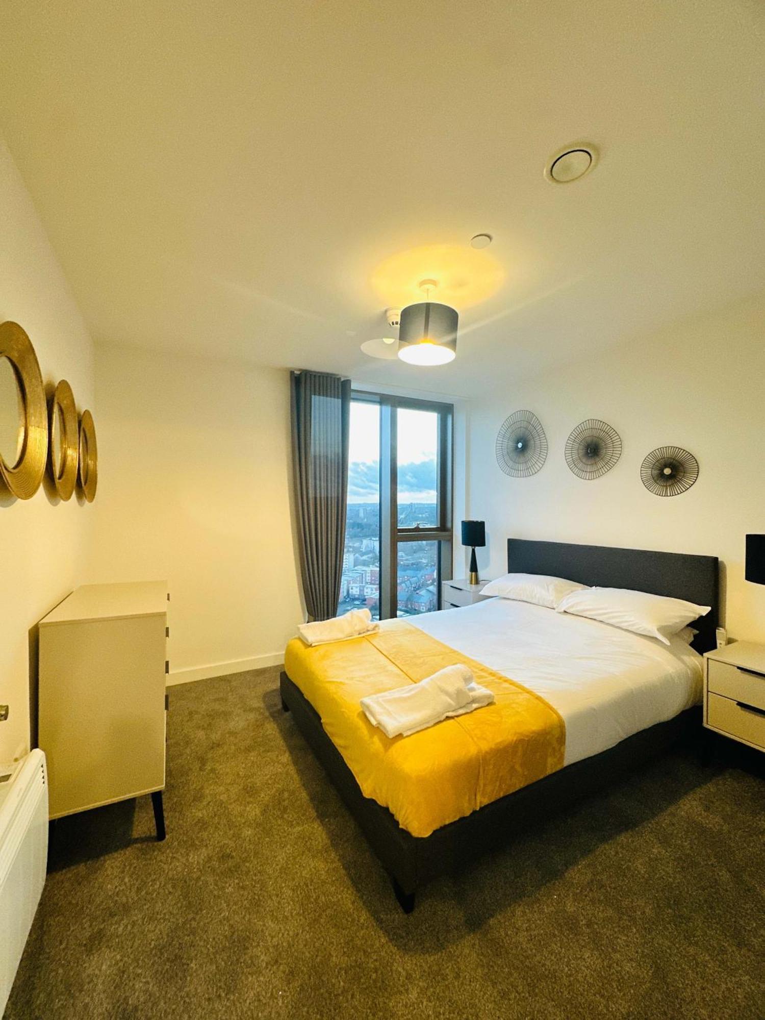 Fabulous 2 Bed Flat In W Views