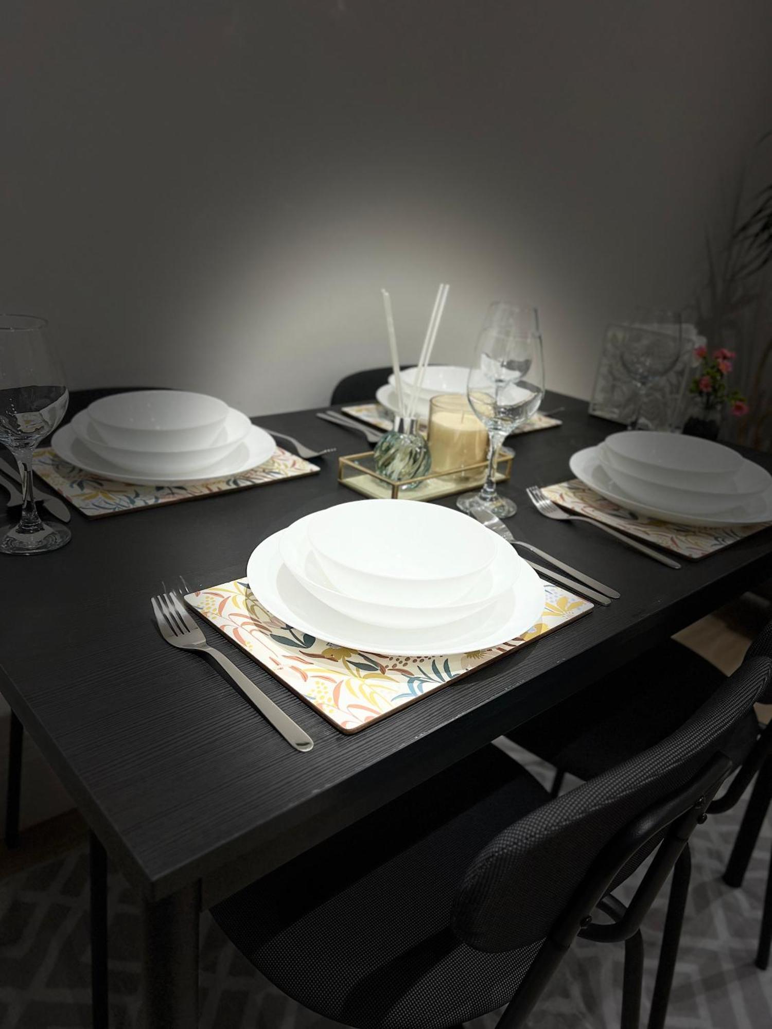 Holiday home Free Parking ,Modern 4 Bedrooms 10Min From Birmingham City Centre Ideal For Contractors ,Groups And Families