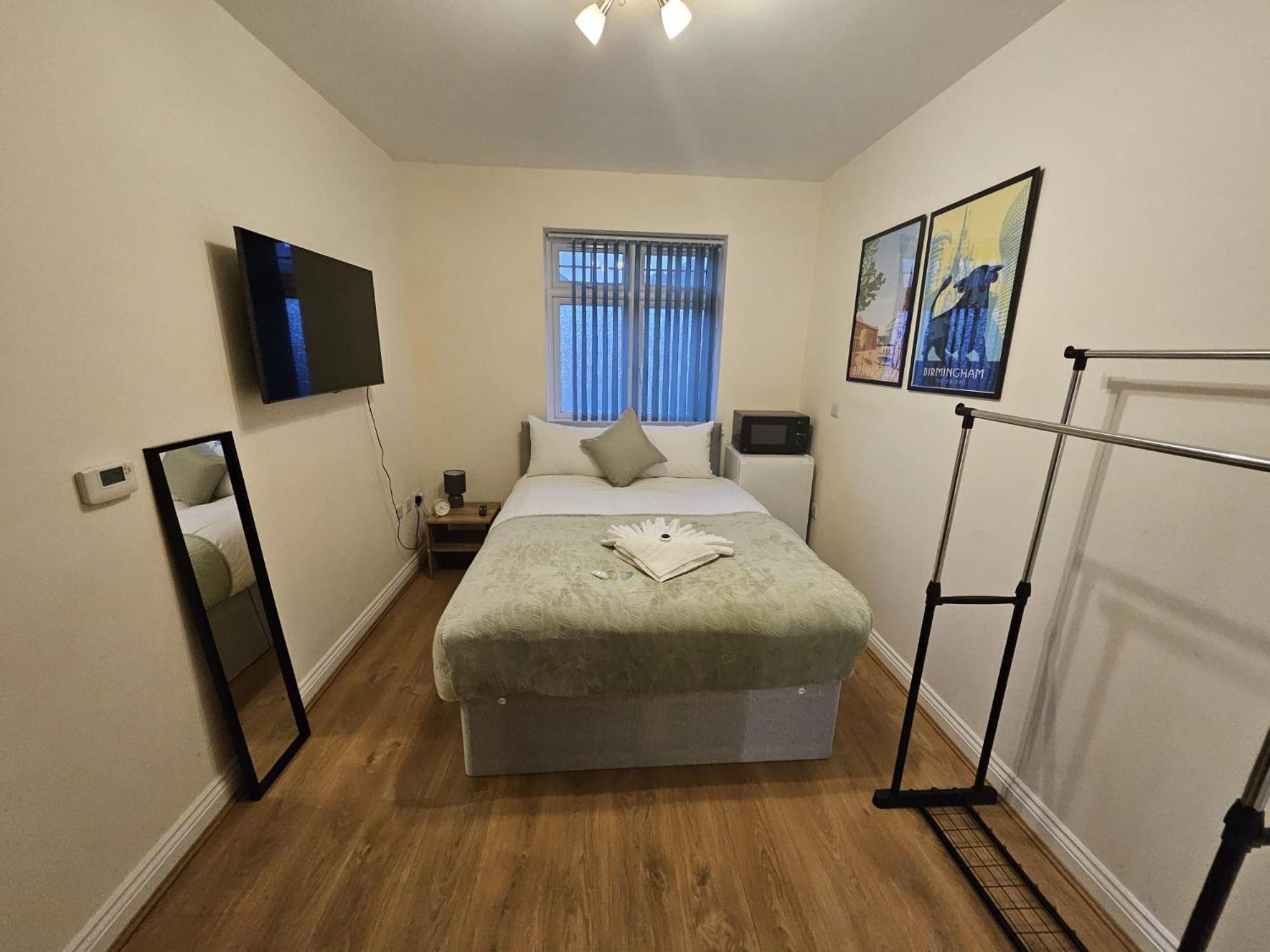 The - Near Nec-bhax Guest house Birmingham