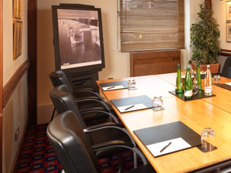 Thistle Birmingham City 4*