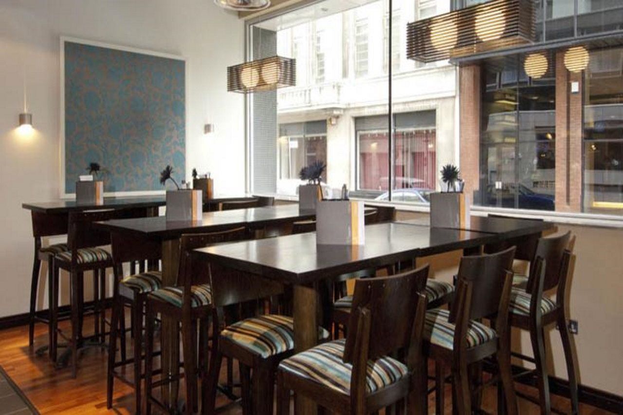 Hotel Premier - Waterloo St 3*