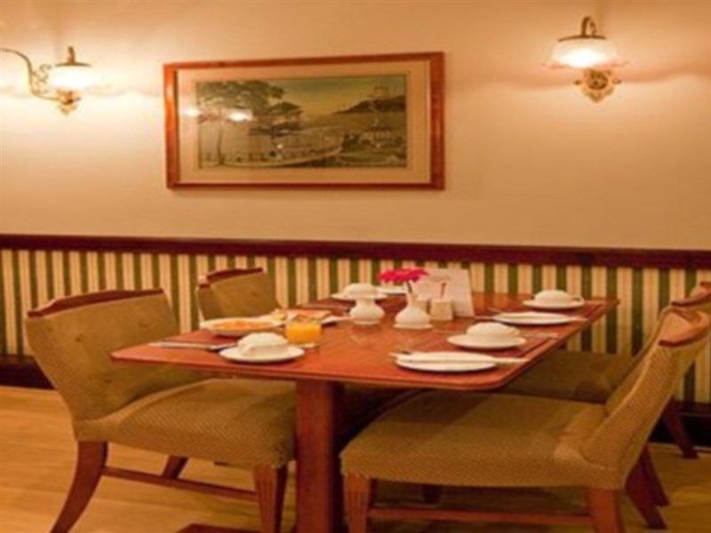 Comfort Inn 2*
